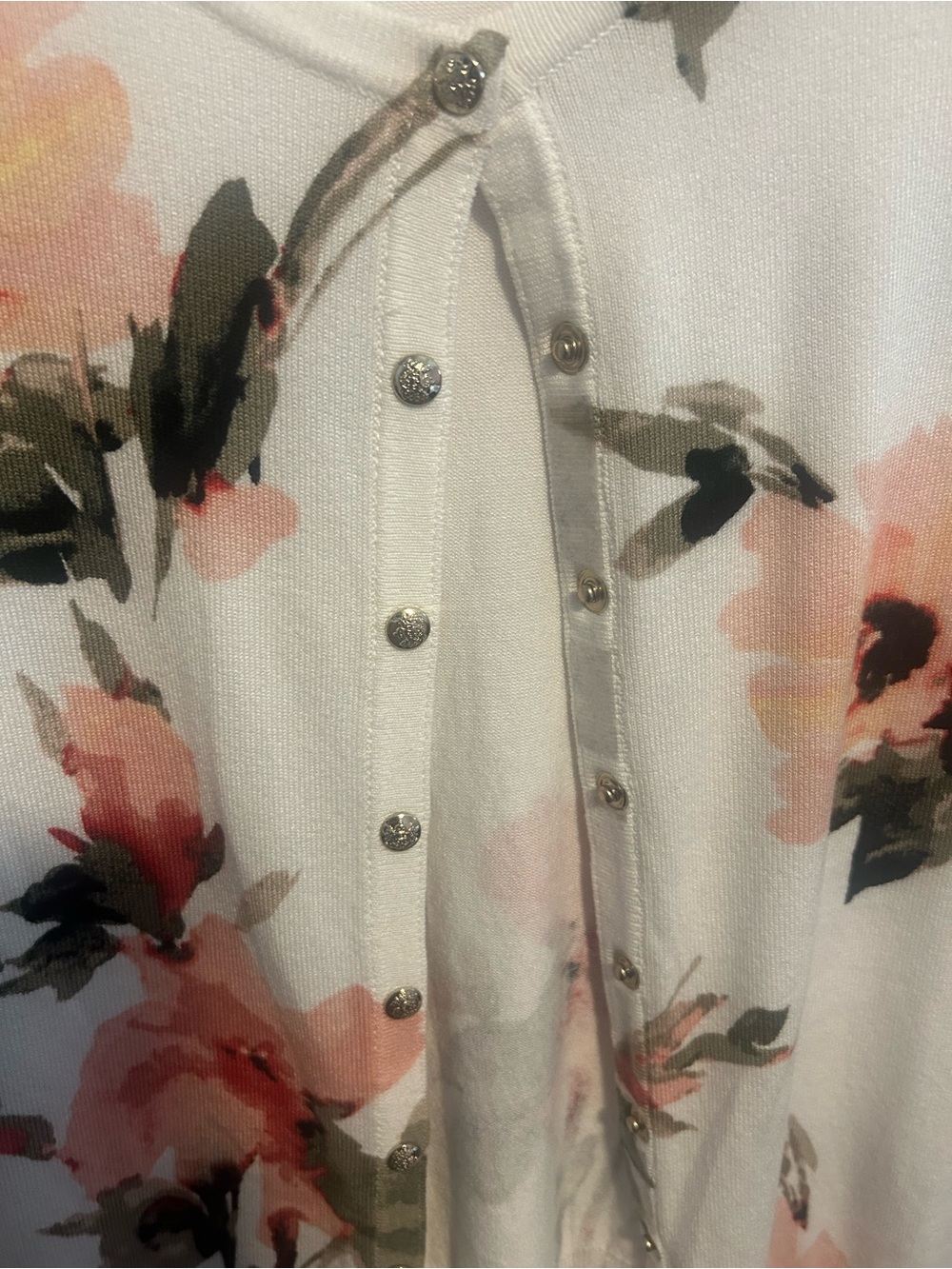 White House Black Market White Floral-Print Top - Picture 3 of 6